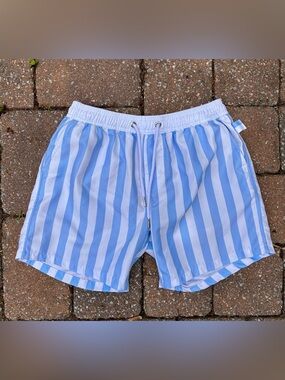 Medium Med - Vacay Swimwear Mykonos Swim Shorts - White / Baby Blue / Stripes